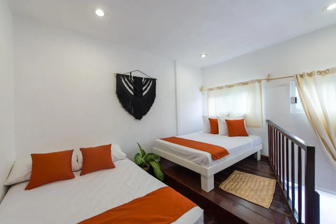 Hotel Caracol Puerto Morelos