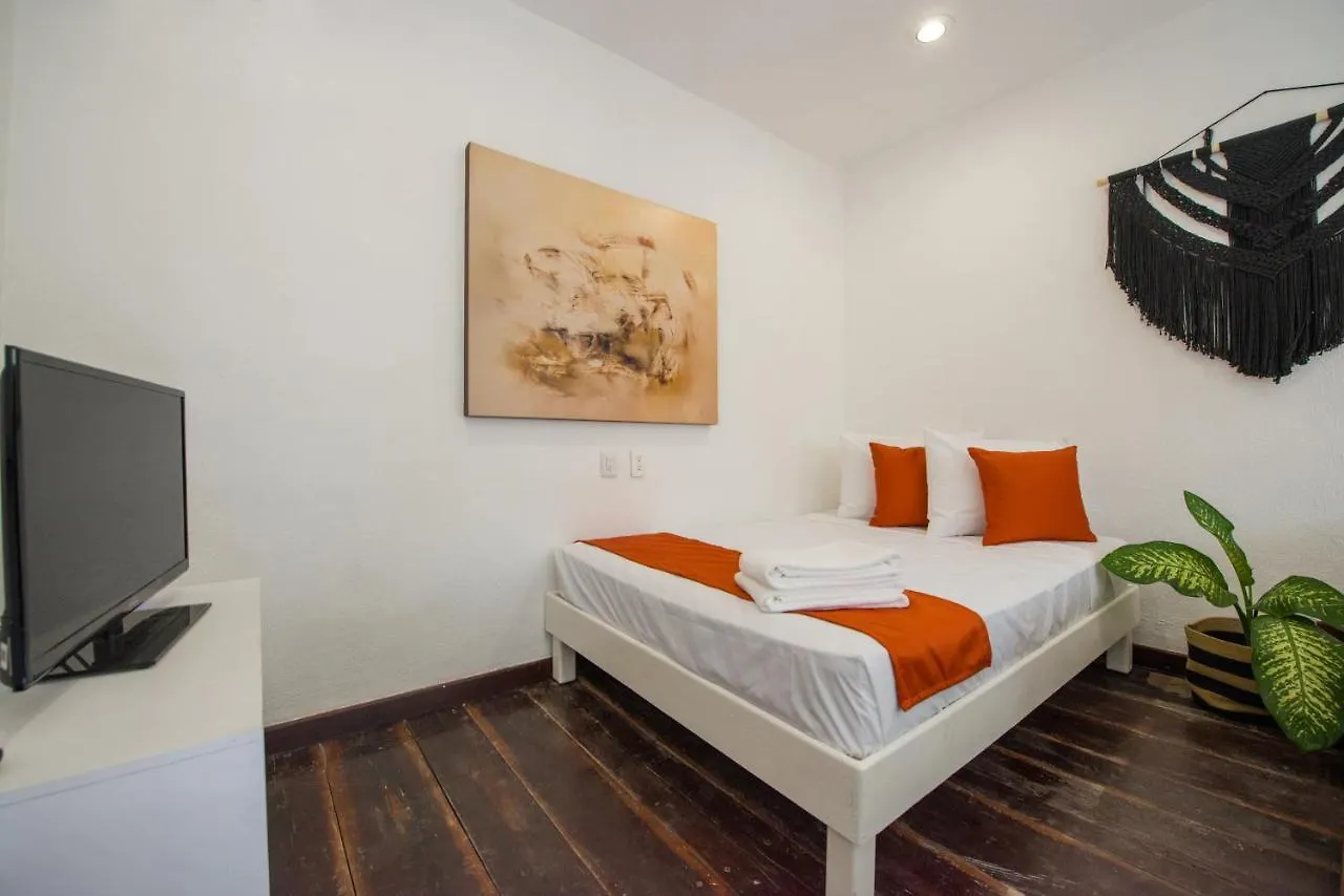 ***  Hotel Caracol Puerto Morelos Μεξικό