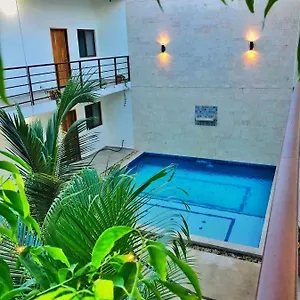 https://los-arcos-tsulum.tulum-hotels.net