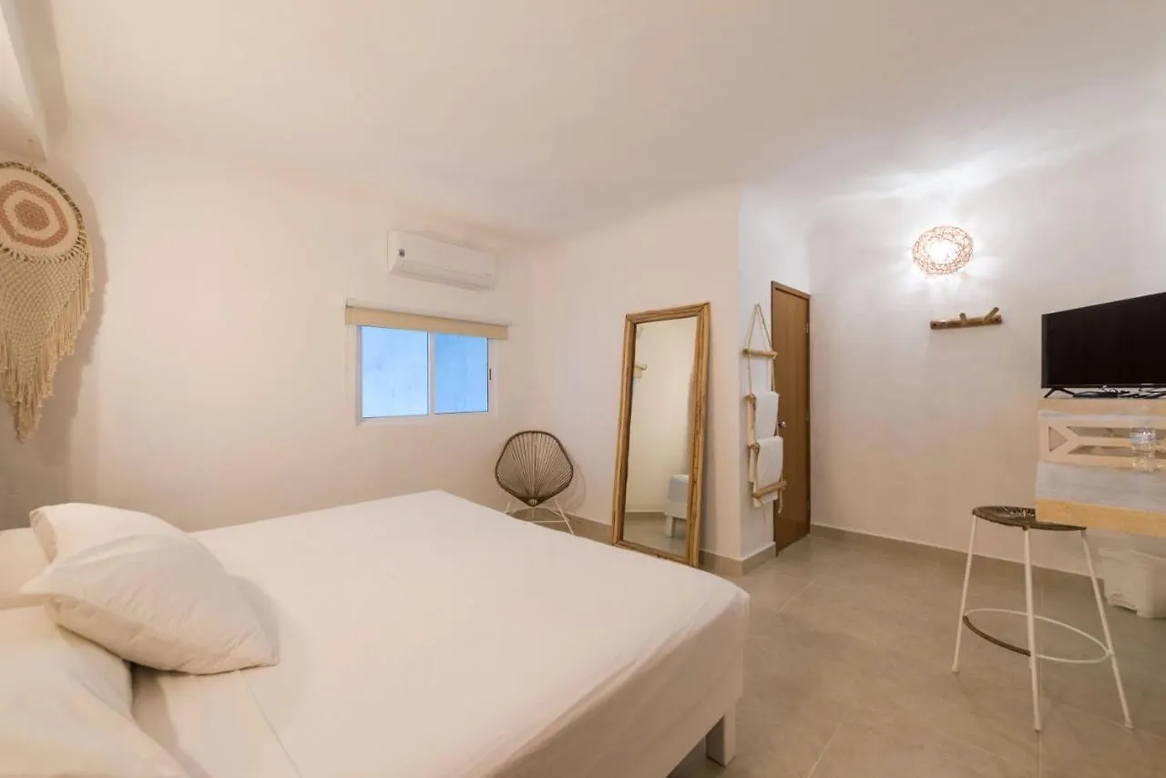 Hotel Caracol Puerto Morelos 3*,  Mexico
